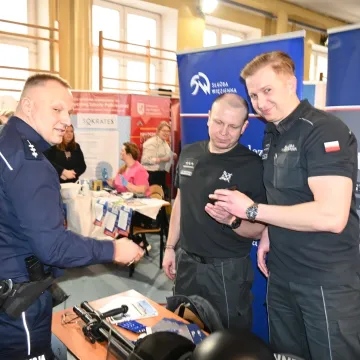 43 wystawców, setki możliwości. Targi edukacyjne w II LO Radomsko