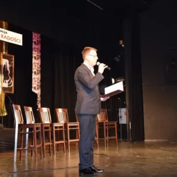 Koncert charytatywny dla Adriana