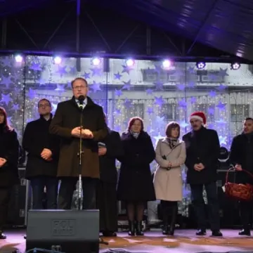 Miejska Wigilia na placu 3 Maja w Radomsku