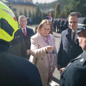 OSP w Gomunicach z nowym samochodem ratowniczo-gaśniczym