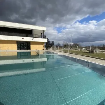 20 sierpnia nastąpi otwarcie nowego basenu w Radomsku. Jakie będą ceny?