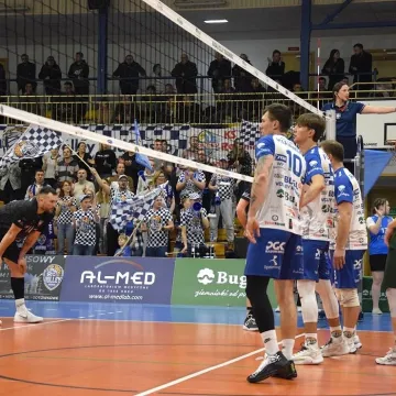 Czwarty tie-break z rzędu. Bugaj Volley Radomsko ulega Chełmcowi