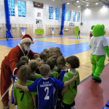 Piłkarskie Mikołajki z RAP Radomsko. Wyniki