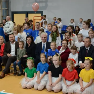 Przy szkole w Borzykowej powstała nowoczesna sala gimnastyczna