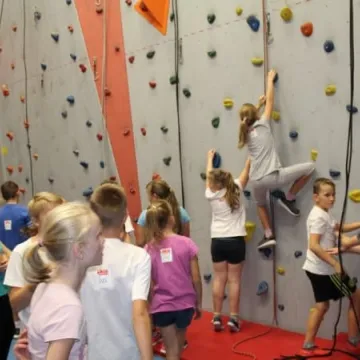 Ruszyły pierwsze powiatowe zawody wspinaczkowe