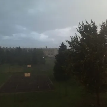 Oberwanie chmury nad Radomskiem