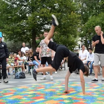 Breakdance na placu 3 Maja