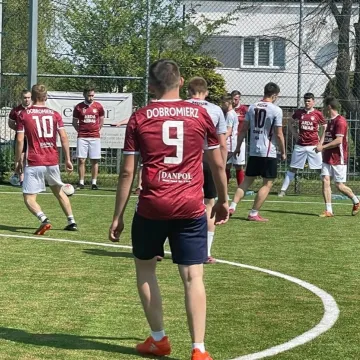 Albatrosy pierwszym liderem „Szóstek” w Radomsku