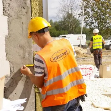 Radni wizytowali budowę nowego basenu w Radomsku