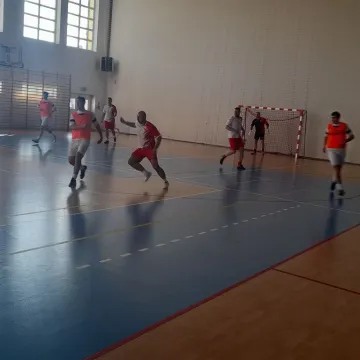 Puchar Niezdobywców Pucharów. Charytatywnie dla Filipka