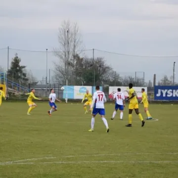 RKS Radomsko remisuje z Bronią Radom 1:1