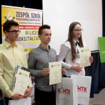 Maciej  Szymczykiewicza wygrywa konkurs Wiedzy Przyrodniczej