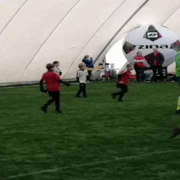 Krzynówek Cup w hali balonowej