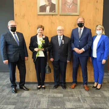 „Złoci” małżonkowie odznaczeni medalami