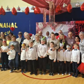 Karnawał połączył pokolenia w PSP nr 3 w Radomsku