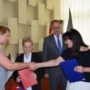 Prezydent nagrodził najlepszych uczniów