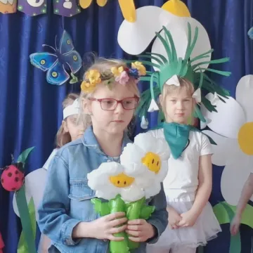 Przedszkolaki z PP nr 9 witają nową porę roku