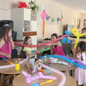 Piknik integracyjny dzieci i seniorów RUTW SAN