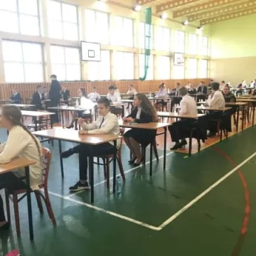 Rozpoczęły się egzaminy ósmoklasistów
