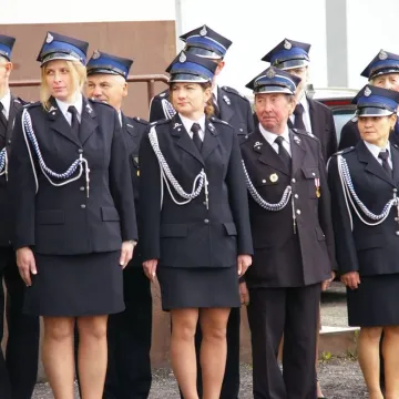 Uroczysty apel i odznaczenia dla druhów z OSP w Kietlinie