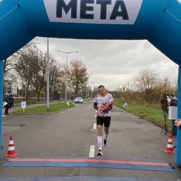 Radomszczański Bieg Niepodległości. Około 200 zawodników na starcie