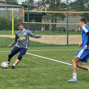 Gołębiarze zwiększają przewagę punktową