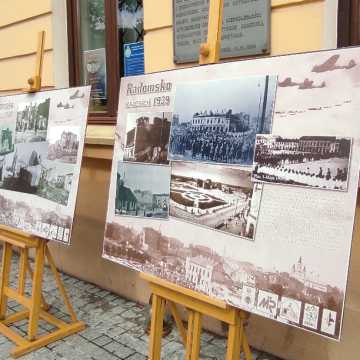 Plenerowa wystawa w rocznicę wybuchu II Wojny Światowej