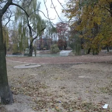 Rewaloryzacja parku Świętojańskiego. Ile już  zrobiono?