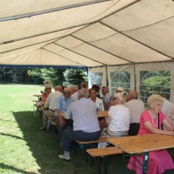 Piknik integracyjny dzieci i seniorów RUTW SAN