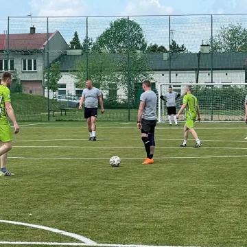 W lidze „Szóstek” trzy drużyny z kompletem punktów