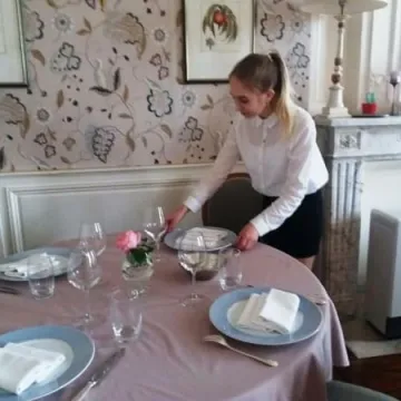 Hotelarze z Ekonomika kończą miesięczny staż we Francji