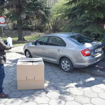 Bezpłatne maseczki trafiają już do radomszczan