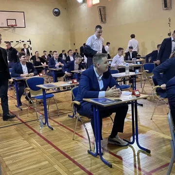 Drugi dzień matury 2024. Dziś maturzyści mierzą się z matematyką