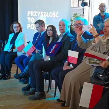 „Przyszłość to Polska”: spotkanie PiS w Radomsku