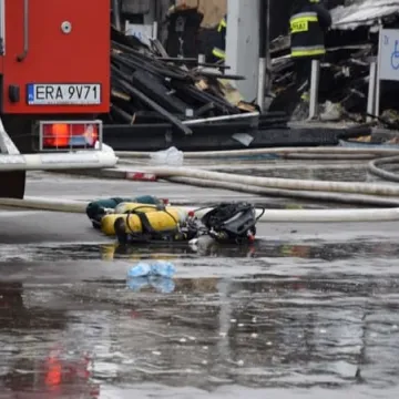 Pogorzelisko po markecie Lidl