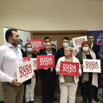 Radni miejscy i powiatowi PiS popierają Andrzeja Dudę
