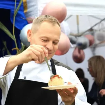Lokalne tradycje w centrum uwagi podczas święta ziemniaka w Dmeninie