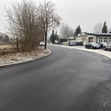 Nowa droga, nowe chodniki. Tak zmieniła się ulica Żwirki