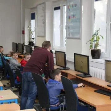 Pokazali jak bezpiecznie korzystać z sieci