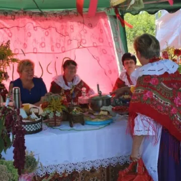 W podzięce Bogu za plony. Dożynki w Wielgomłynach