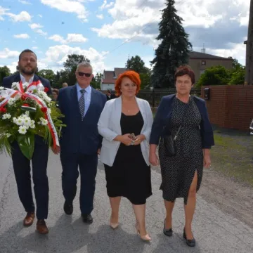 Oddali hołd ofiarom egzekucji w Dmeninie