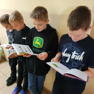 „Przerwa na czytanie”. Bicie rekordu w czytaniu na przerwie w „Siódemce”