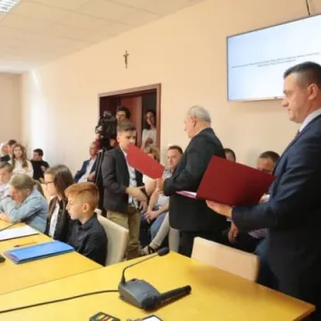 Pierwsza Dziecięca Sesja Rady Gminy w Ładzicach