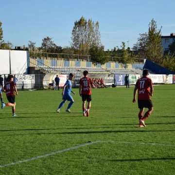 Ligowe zaległości odrobione. RKS Radomsko pokonuje Start Brzeziny