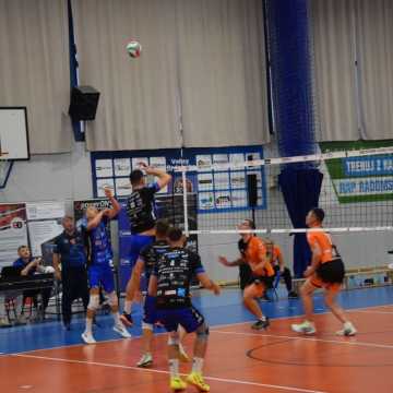 METPRIM Volley Radomsko odprawił debiutanta ze Skierniewic