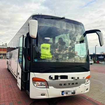 Kontrole autokarów przed wycieczkami – bezpieczeństwo na pierwszym miejscu